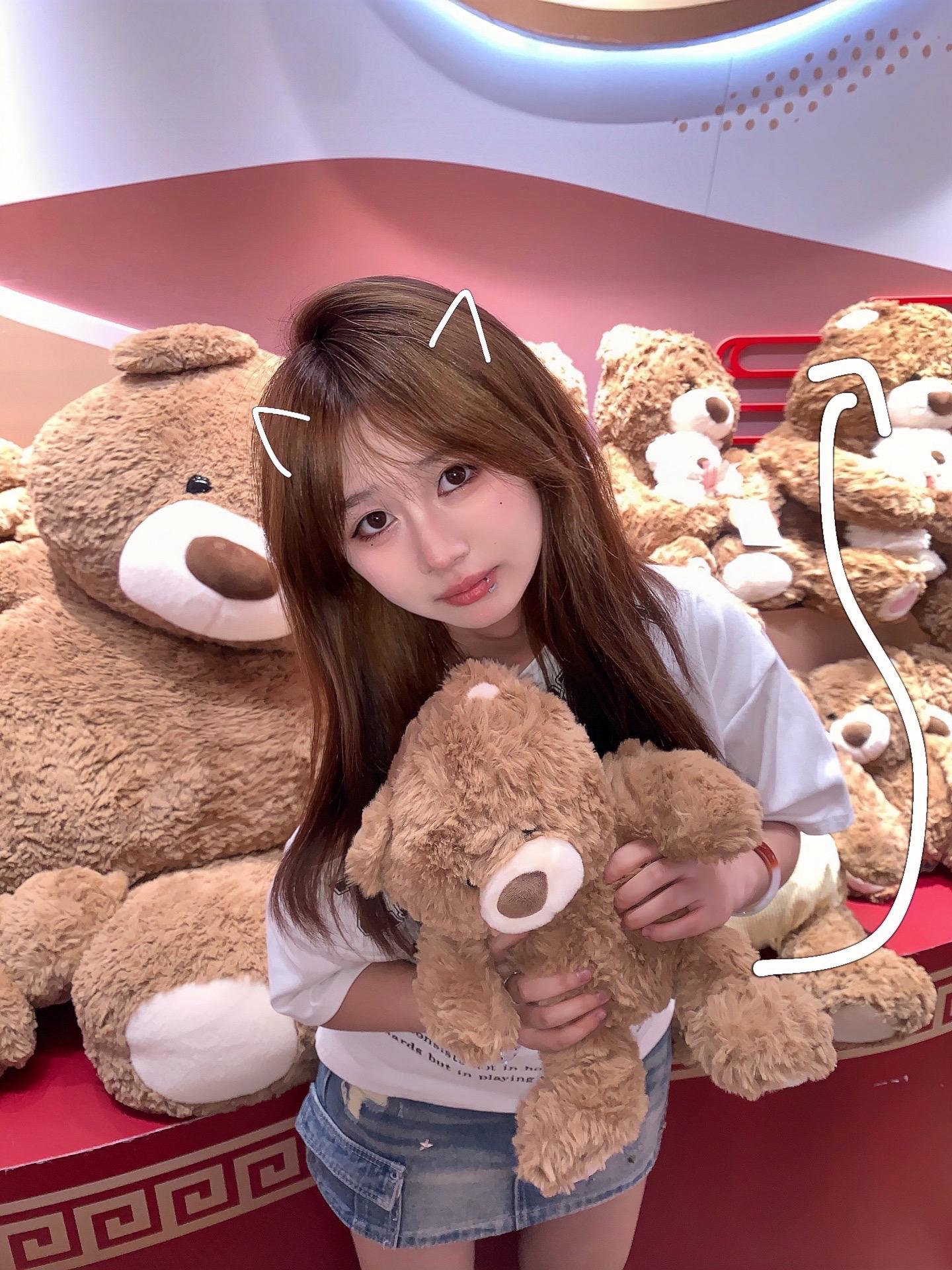 你很可爱 如果有一天我征服世界了 我会把你留下来