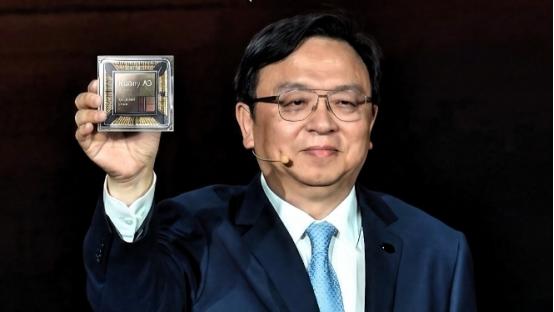 尴尬了，车企吹牛撒谎的时代，彻底结束了！
 
很多人还没意识到，比亚迪这场发布会