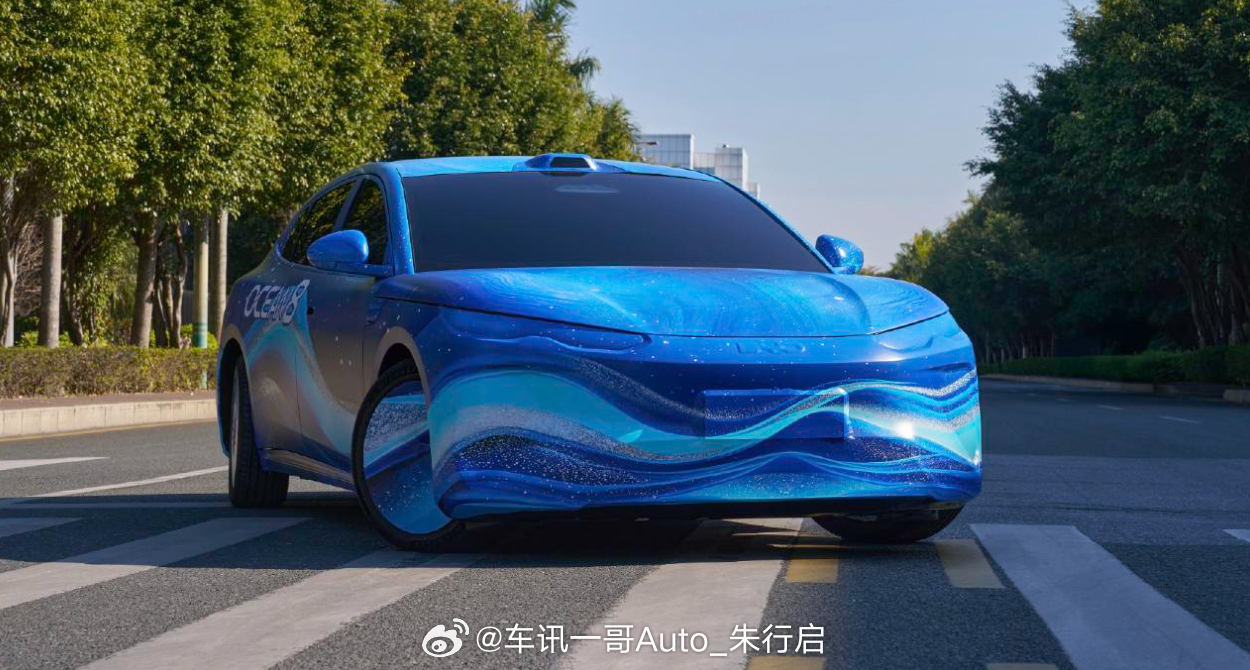 比亚迪海洋网发布海豹08的预告图，新车将于3月5日首发亮相。新车预计定位中大型车