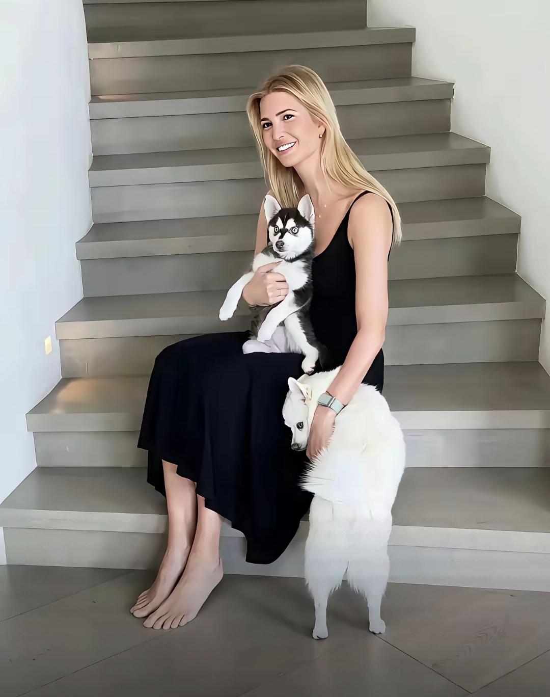 真没有搞错吧！她怎么会是特朗普的亲生女儿？