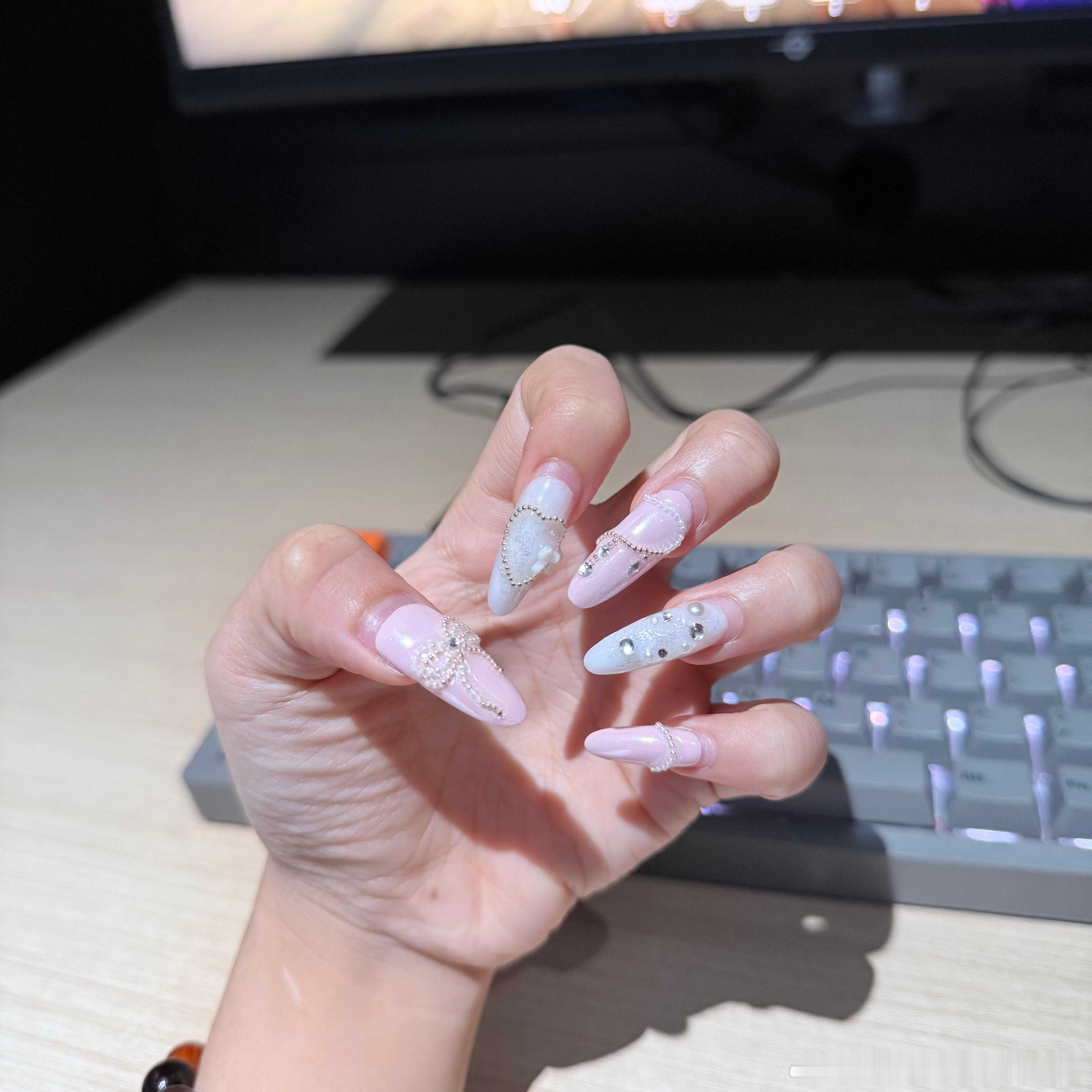 💅🏻34458 过生日那天做的 完全舍不得卸掉😼👐 