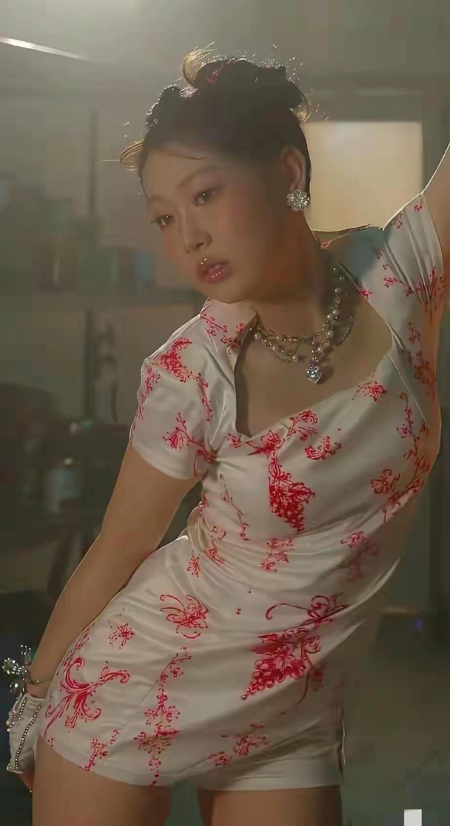 已经换了好多种风格了，
小沈阳尽力了，
沈佳润也很努力，
给的机会也不少了，
就