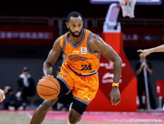 爱来自辽宁！祝好cba俱乐部杯 大连