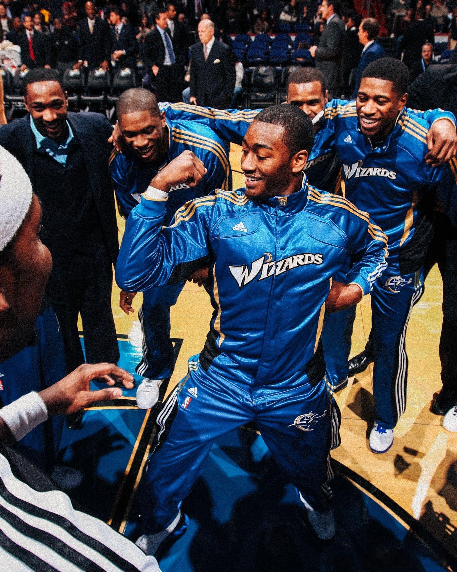 NBA[超话] 约翰-沃尔宣布退役：高开低走的职业生涯 ​​​