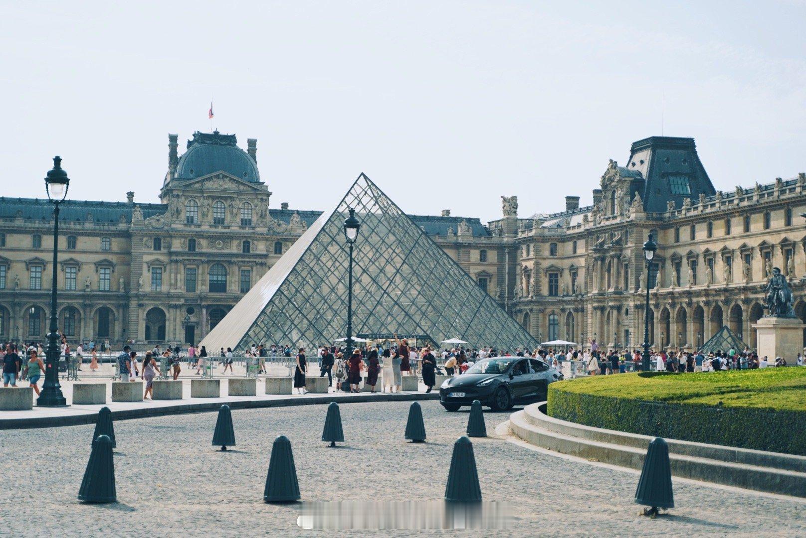 SEVENJIAPHOTOGRAPHY[超话]  France🇫🇷卢浮宫🇫