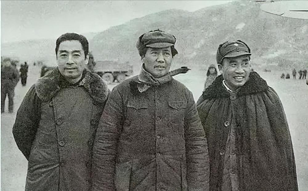 分享城市新鲜事刷到周总理，就是好运，停留三秒，献上一颗爱心，给敬爱的周总理点个赞