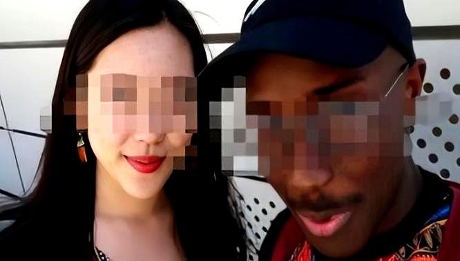 2004年，女大学生朱力亚被黑人男友马浪传染得了艾滋病，经过痛苦的沉沦过后，朱力