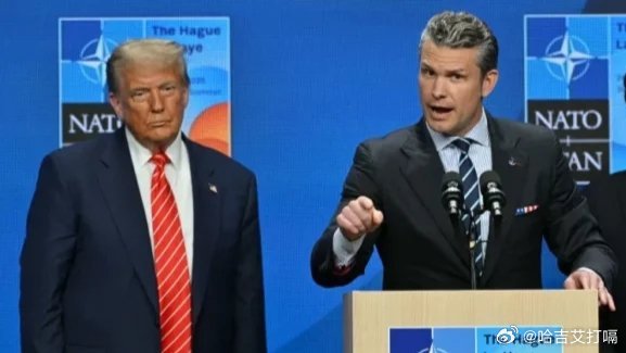 凤凰新闻【内部人士：特朗普或把美防长当人肉盾牌】如果战争不受欢迎或进展不顺，赫格