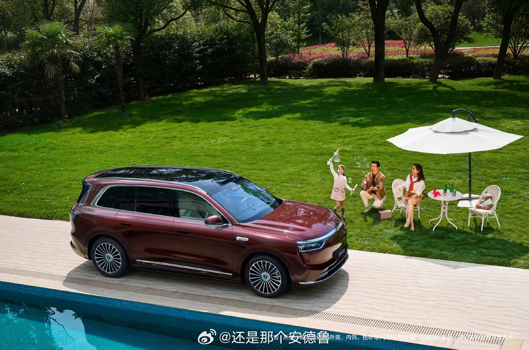 问界M8升级四激光雷达看了今天华为春季发布会，问界M8这次焕新最核心的看点就是这