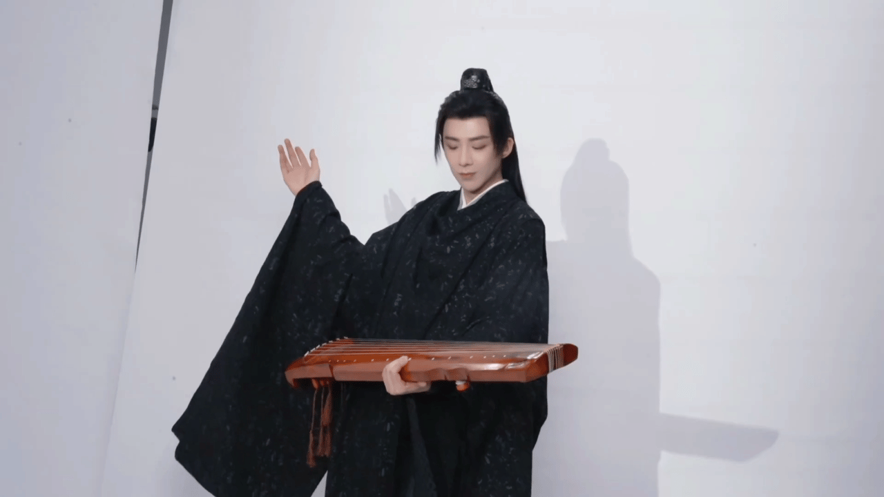 人间-摩登兄弟 人间我的点评：刘宇宁新歌人间巅峰潮流榜超会评摩登兄弟我可能天生寡