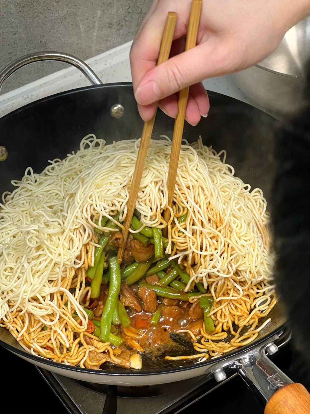 江西男友挑战河南豆角焖面！！