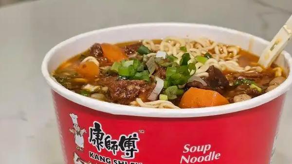 康统双增，方便面逆袭：不是消费降级，而是成年人的“人间清醒”

康师傅、统一上半