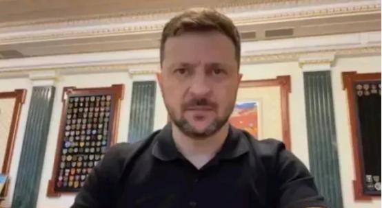 乌克兰危险了，大概率俄罗斯会使用核武器解决乌克兰，因为不用核武不行了，核武的底线