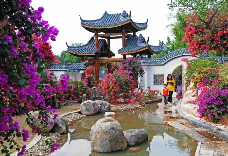 广州花都马岭观花植物园｜赏花遛娃两不误，附周边美食攻略

广州自驾1小时，藏着一