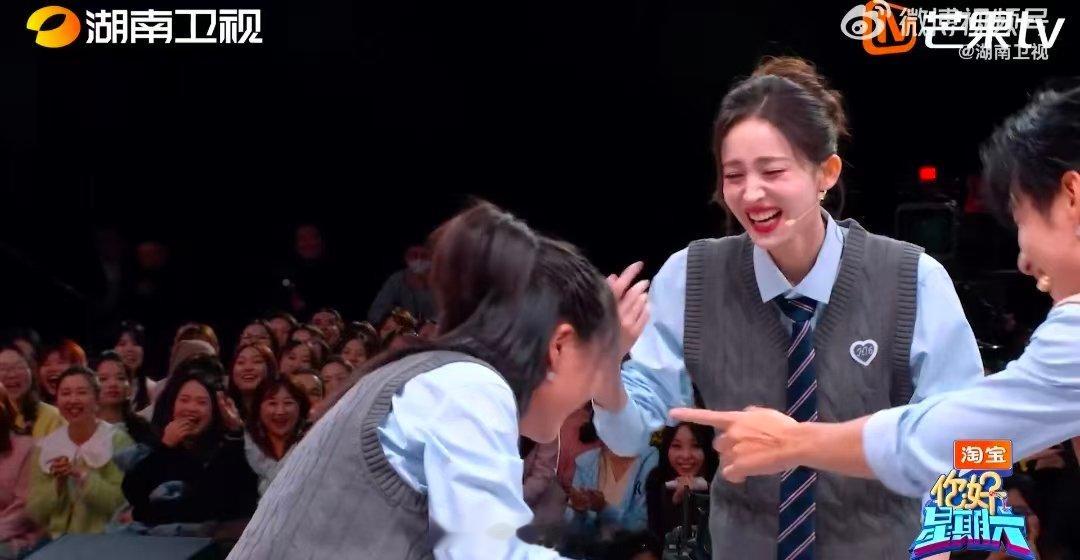 李雪琴玩游戏主打一个杀熟你好星期六 李雪琴玩游戏专杀熟！“你别跟我这么做”环节当