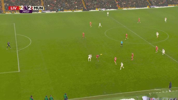 利物浦2比2曼联    双红会上演进球大战，利物浦曼联攻入四球交替领先！  利桑