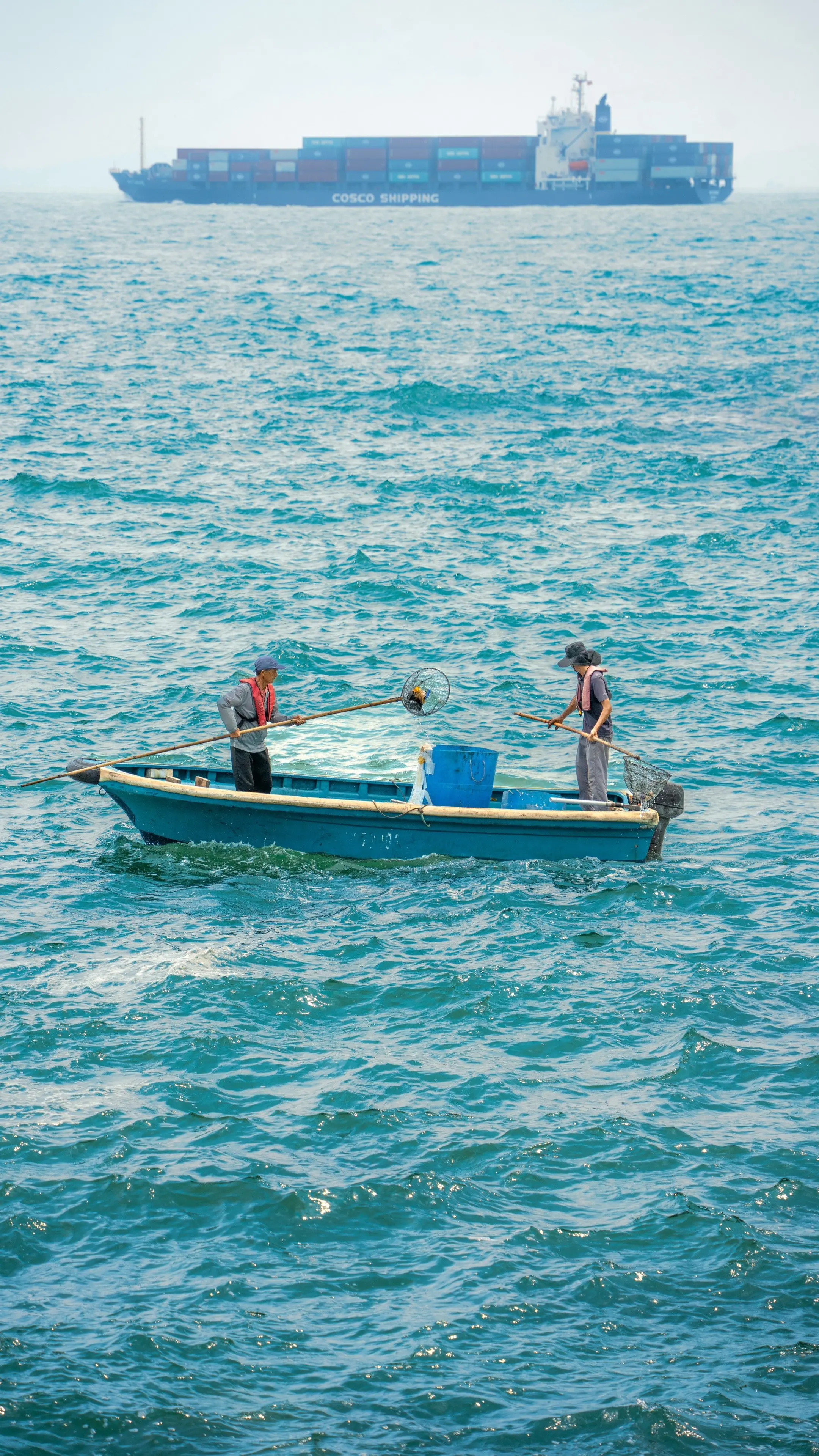 海很蓝，风很轻，心很静。
