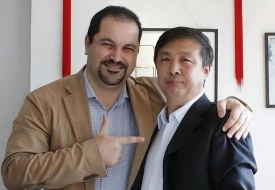 “现在向美国投降代价最小！”7年前，专家马臣公开宣称中美贸易战中国应向美国投降，