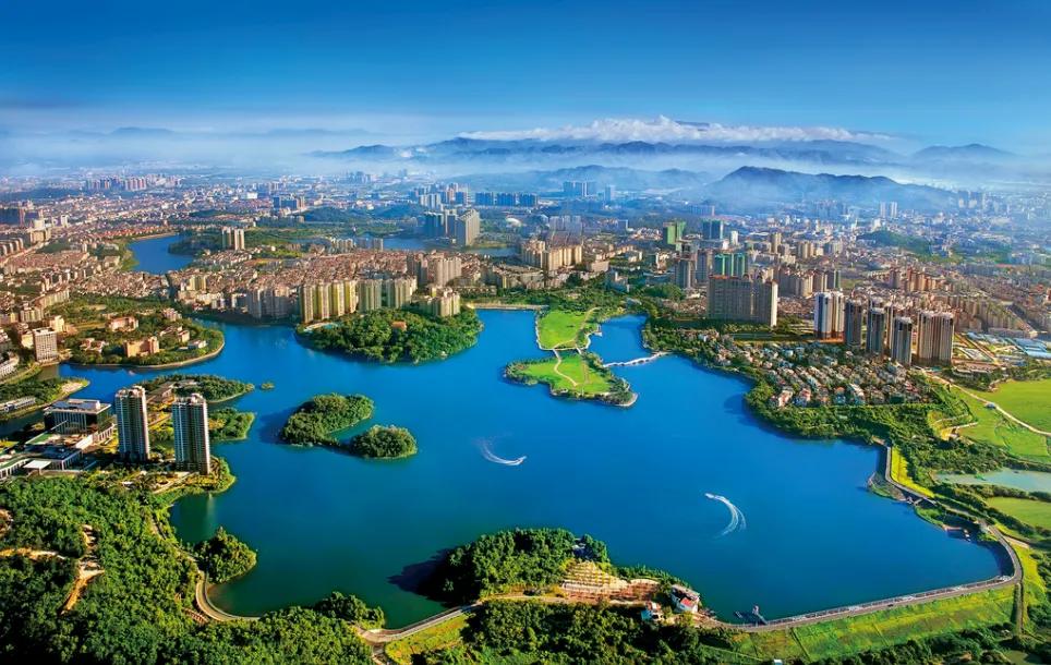 广东阳江。
广东省阳江市入围2024年第22届“国际花园城市”竞赛中型城市级别组