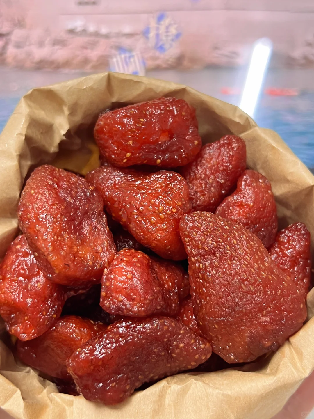 开学了一定要买的草莓干！巨巨巨好吃😋