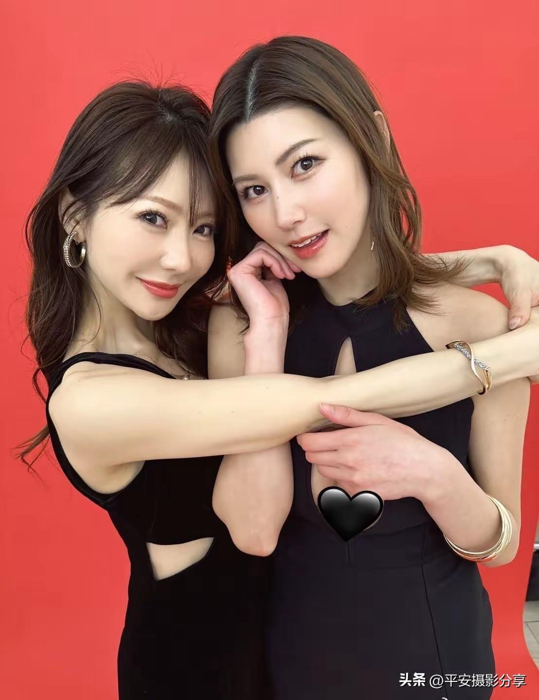 姐妹花合影留念！