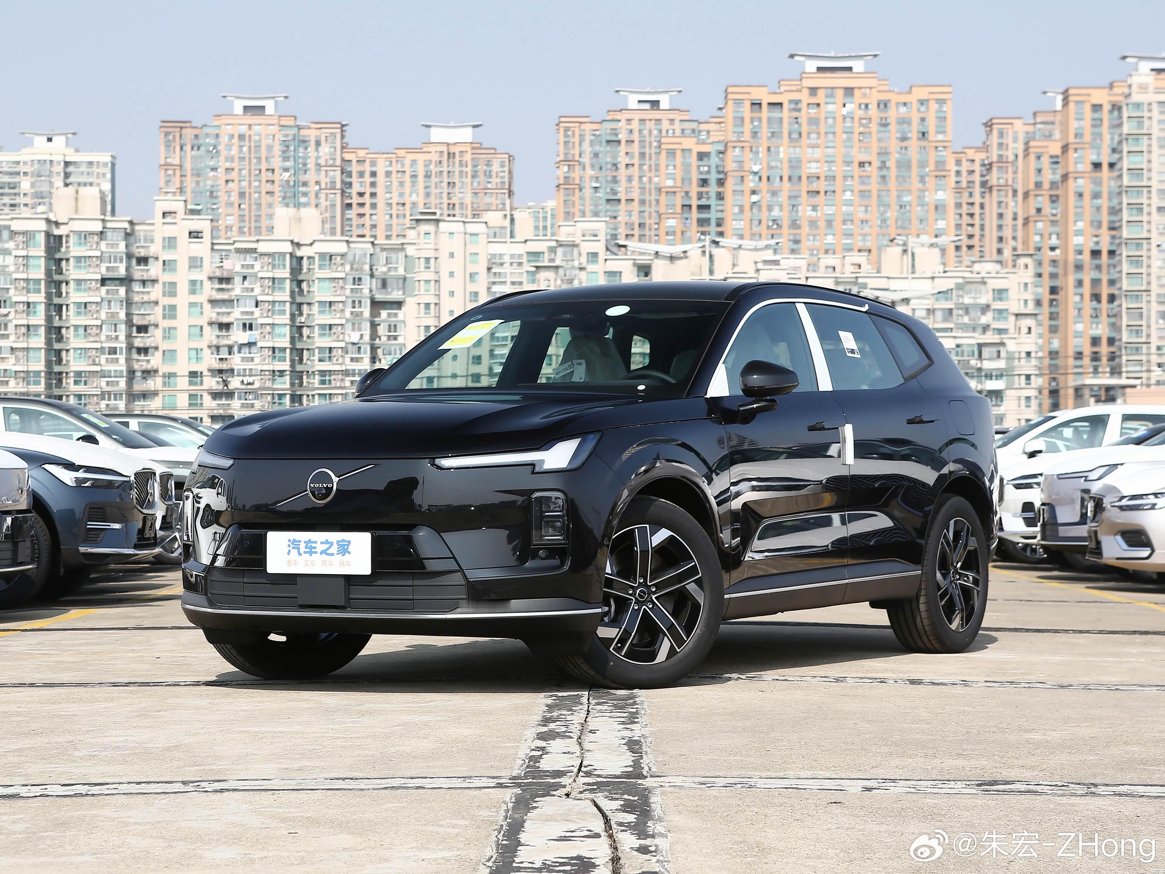 沃尔沃XC70   我之前一直没怎么推荐这台车，我觉得价格高…但是我也阻挡不了客