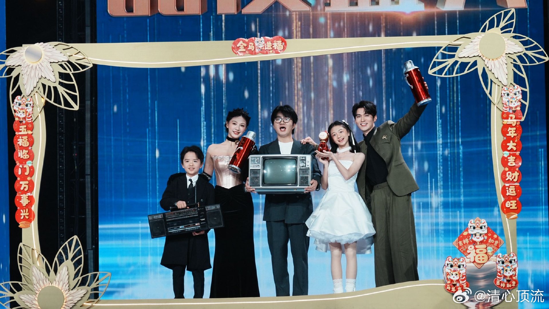 孙艺燃 孙艺燃那是好闪耀的存在呀，看到这一次盛典的时候，完全就已经美到我们了。在