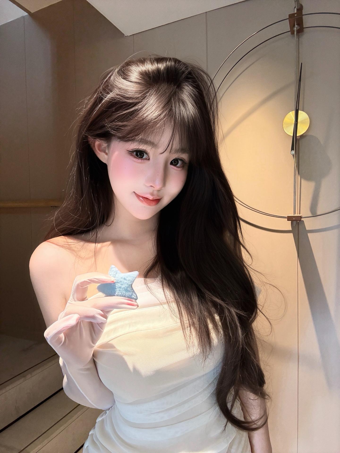 不是讨厌我吗 怎么靠近你还闭眼了