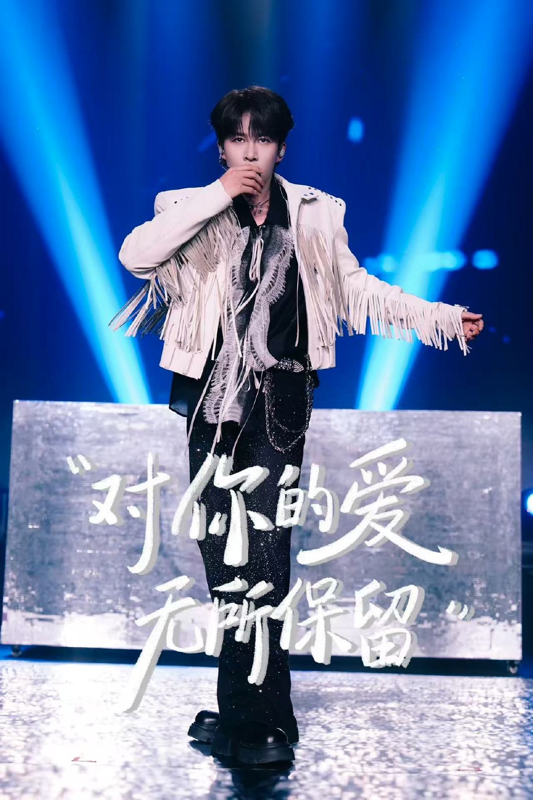 卓沅私联卓沅【开年第一个大乌龙！】十个勤天卓沅被冤枉私联，机场工作人员道歉：是我