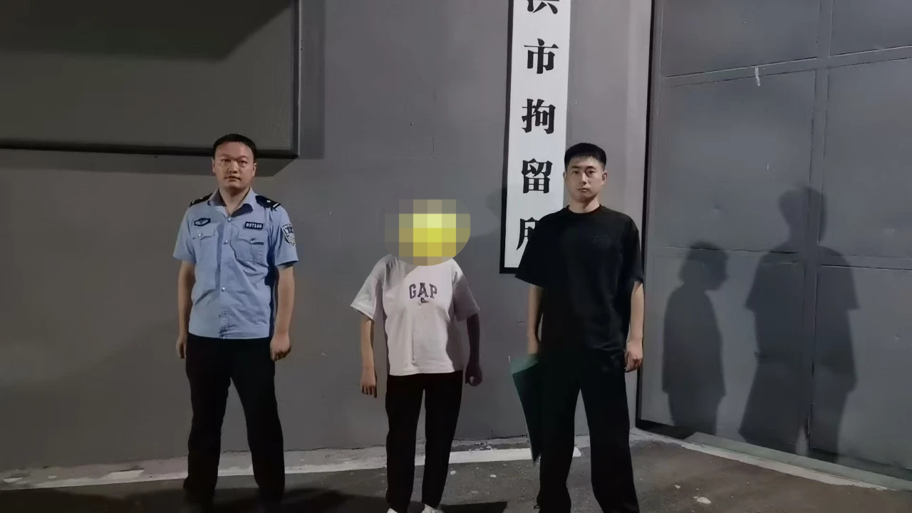 【#女子为吸毒伪造癌症病历骗取杜冷丁# 已被警方行拘】近日，射洪市公安局接到辖区