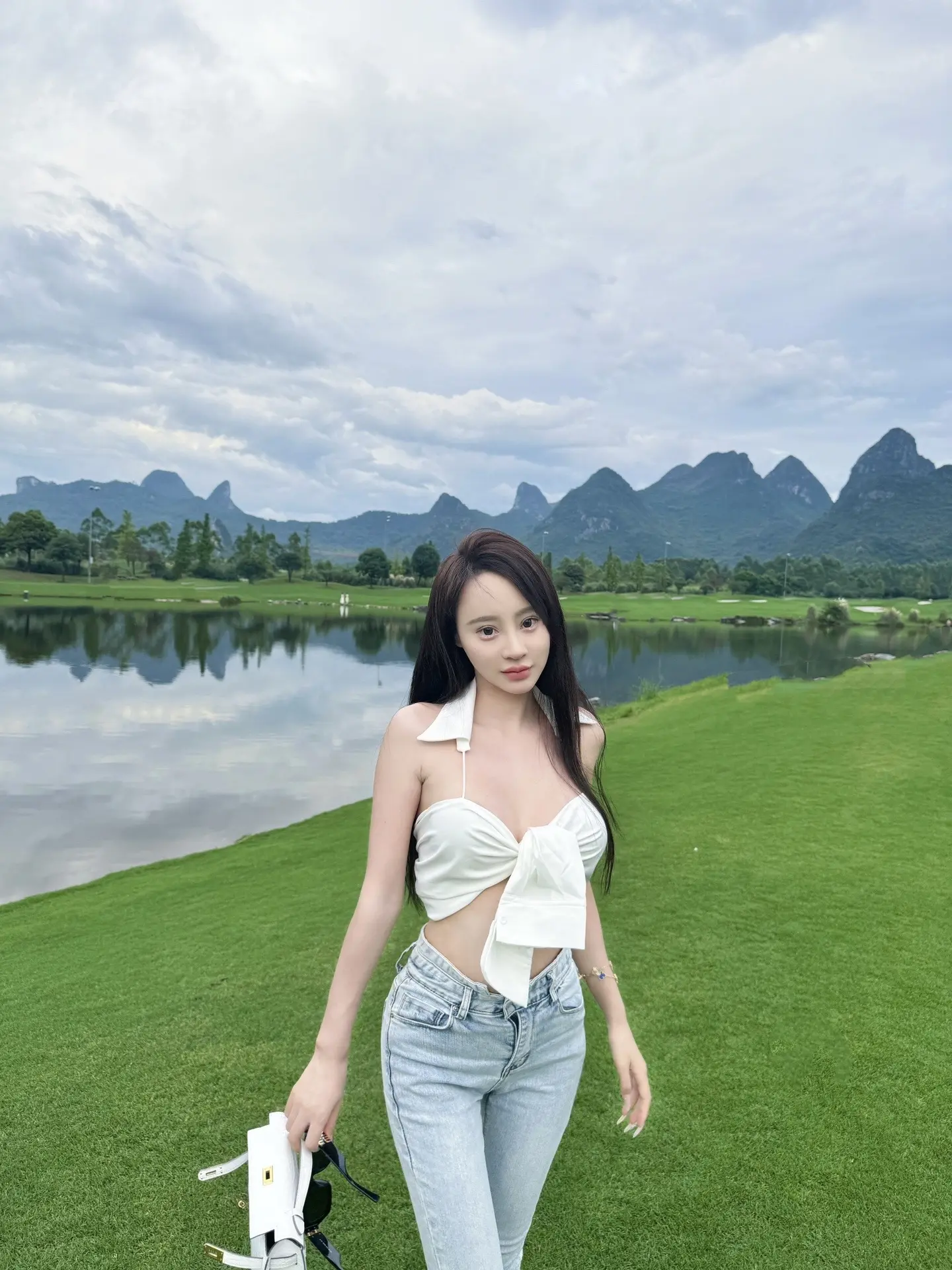 如果我们有隔阂了 能不能发个hi或者hallo重新开始