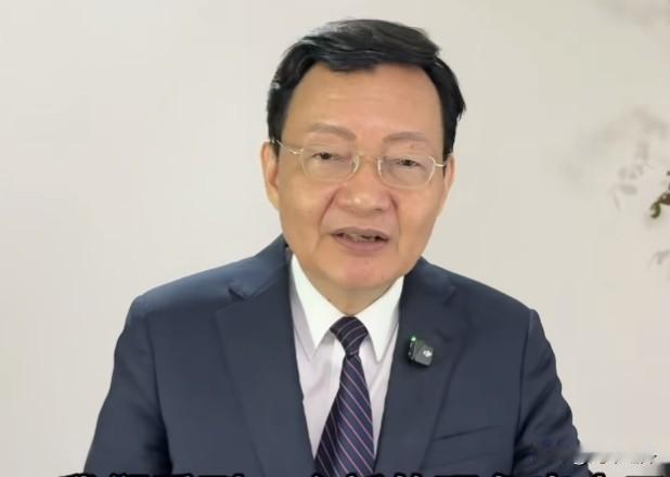 李大霄点评：美股半导体连夜跳水，日韩股市直接遭重锤暴击
 
隔夜美股科技、半导体