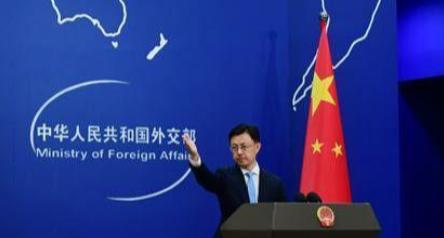 中国应该公开警告任何国家，谁胆敢攻击中国大陆本土目标，无论从哪里发起攻击，中国在