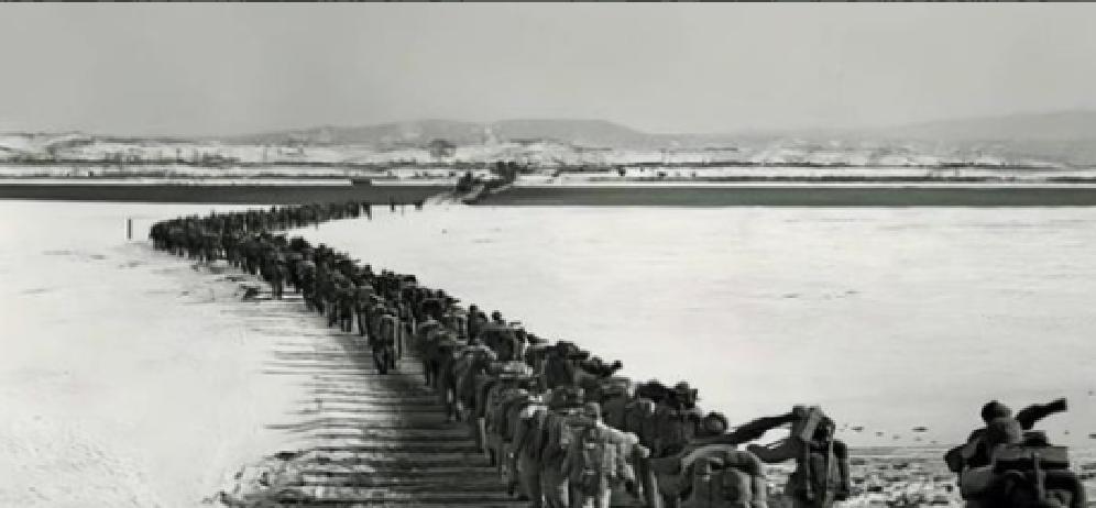 快讯！快讯！
 
中国方面宣布出兵援朝。
 
当年这一脚迈出去，目标很直接：把战