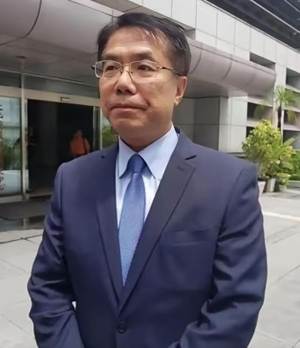 黄伟哲又玩双面戏！一边拿介壳虫说事儿，一边盼自由行，惠台善意在他眼里成了啥？
