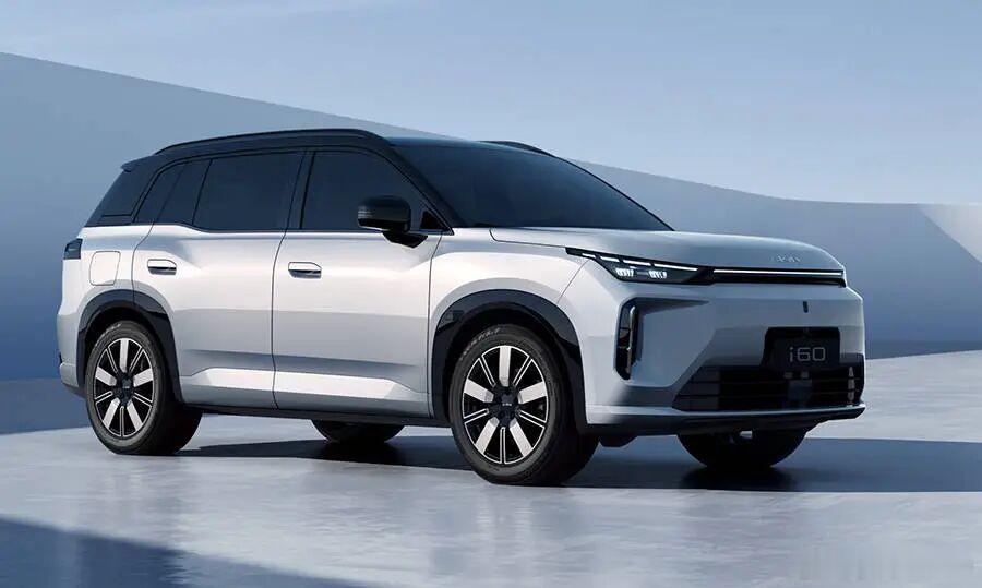 埃安AION i60，新车官方指导价10.98万起。车型尺寸方面，新车长宽高分别