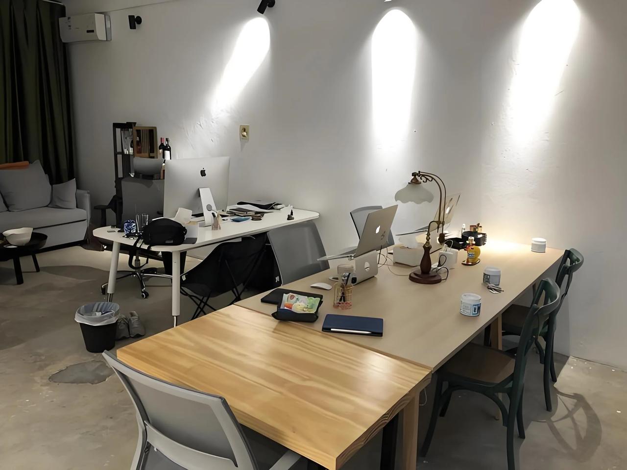 真不要脸！上个月，34岁的表弟因为公司不景气没做了，于是我用148000盘下来了