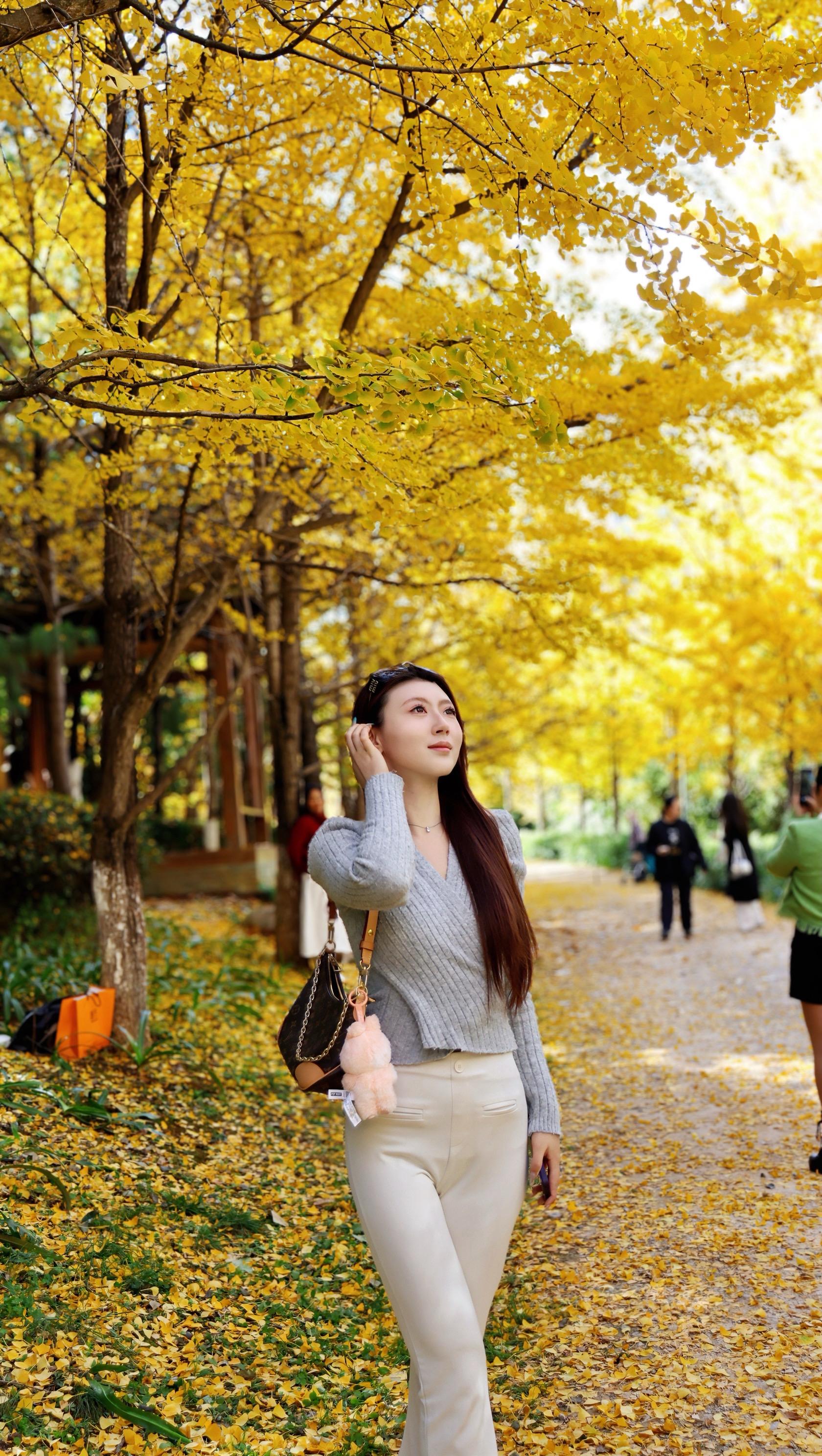 我这里没有速溶咖啡，一生也只接纳最好最真的爱。