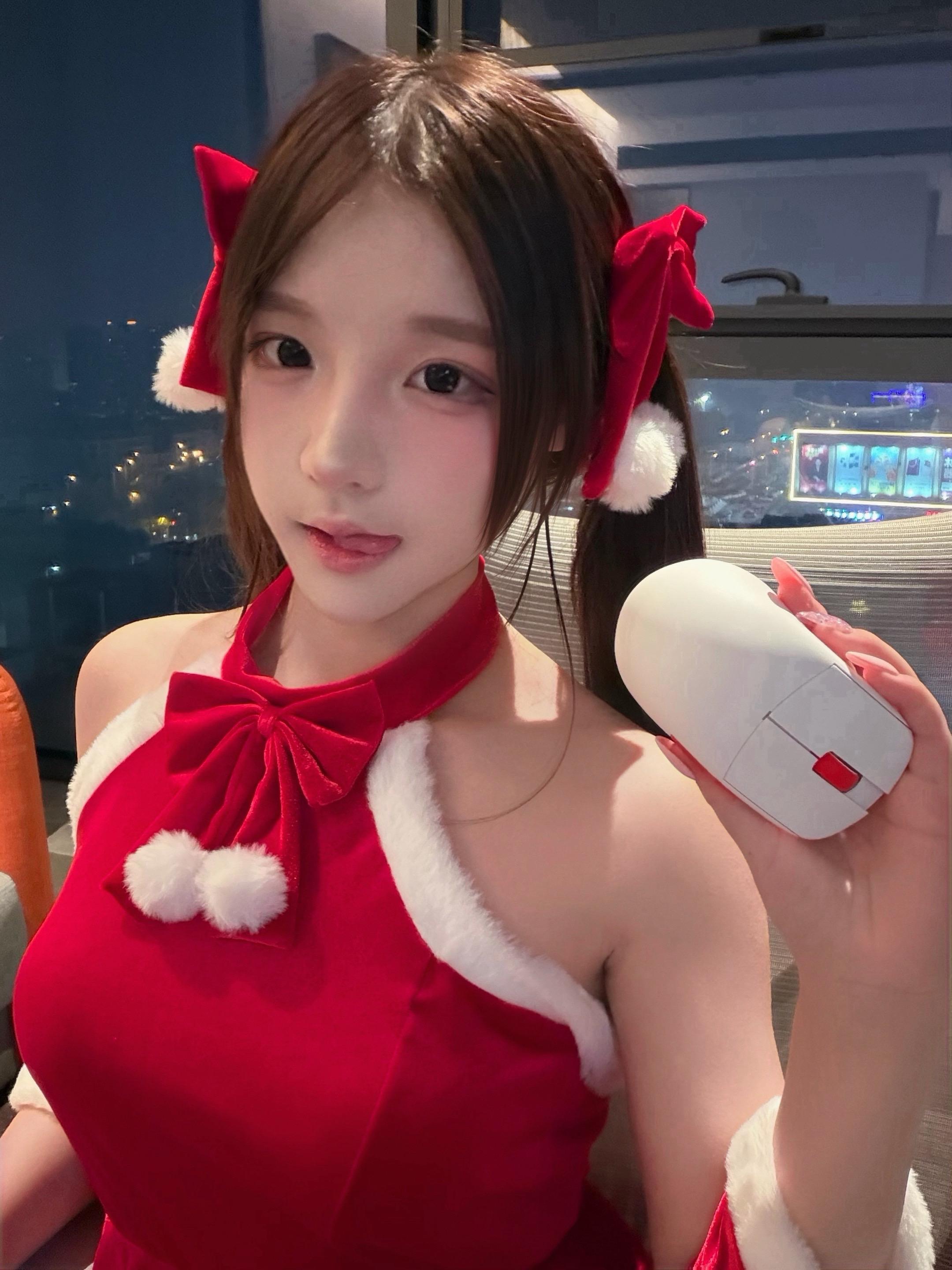 用了兰族圣诞特别款鼠标就可以和我一样出心