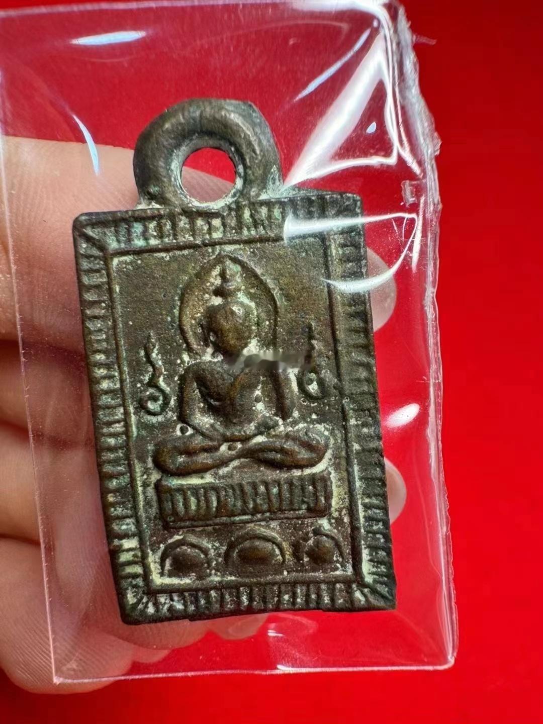 【九‮圣大‬僧之·龙婆蜀】大象腿2444 小佛祖，混‮金合‬属材质，距‮已今‬过