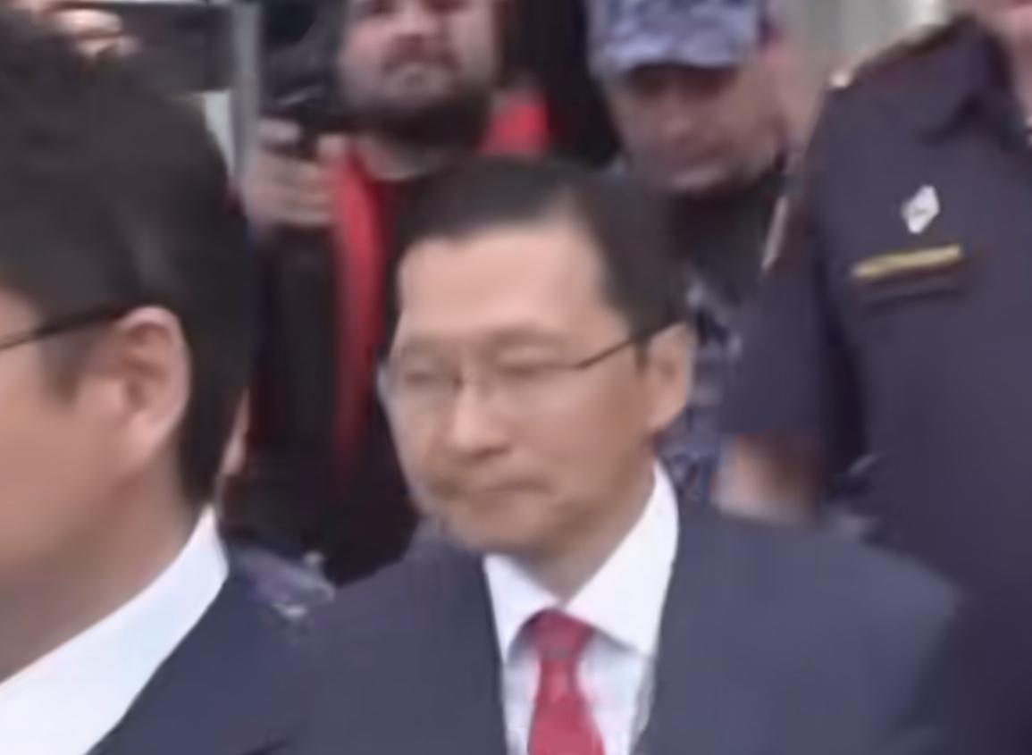 俄外长拉夫罗夫当众宣读“敌国条款”，日本大使被训了25分钟，黑着脸走出会场。不服