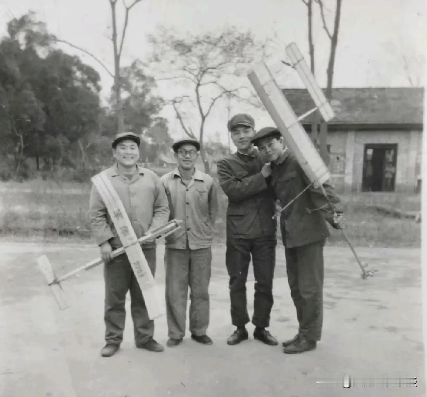 从航模到无人机：70年代桂林先锋青年的飞行梦

在70年代，当无人机还是科幻小说