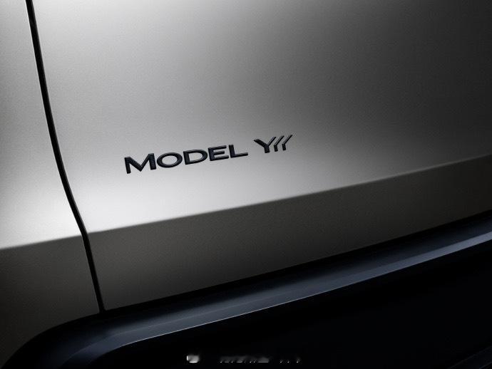 【特斯拉ModelYL将于秋季发布】6座布局的特斯拉model yl你会喜欢吗？