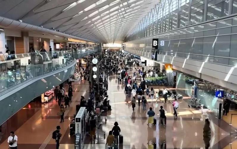 日本最近这一波操作，可以说是把精打细算的游客们结结实实地整不会了。就在7月1日，