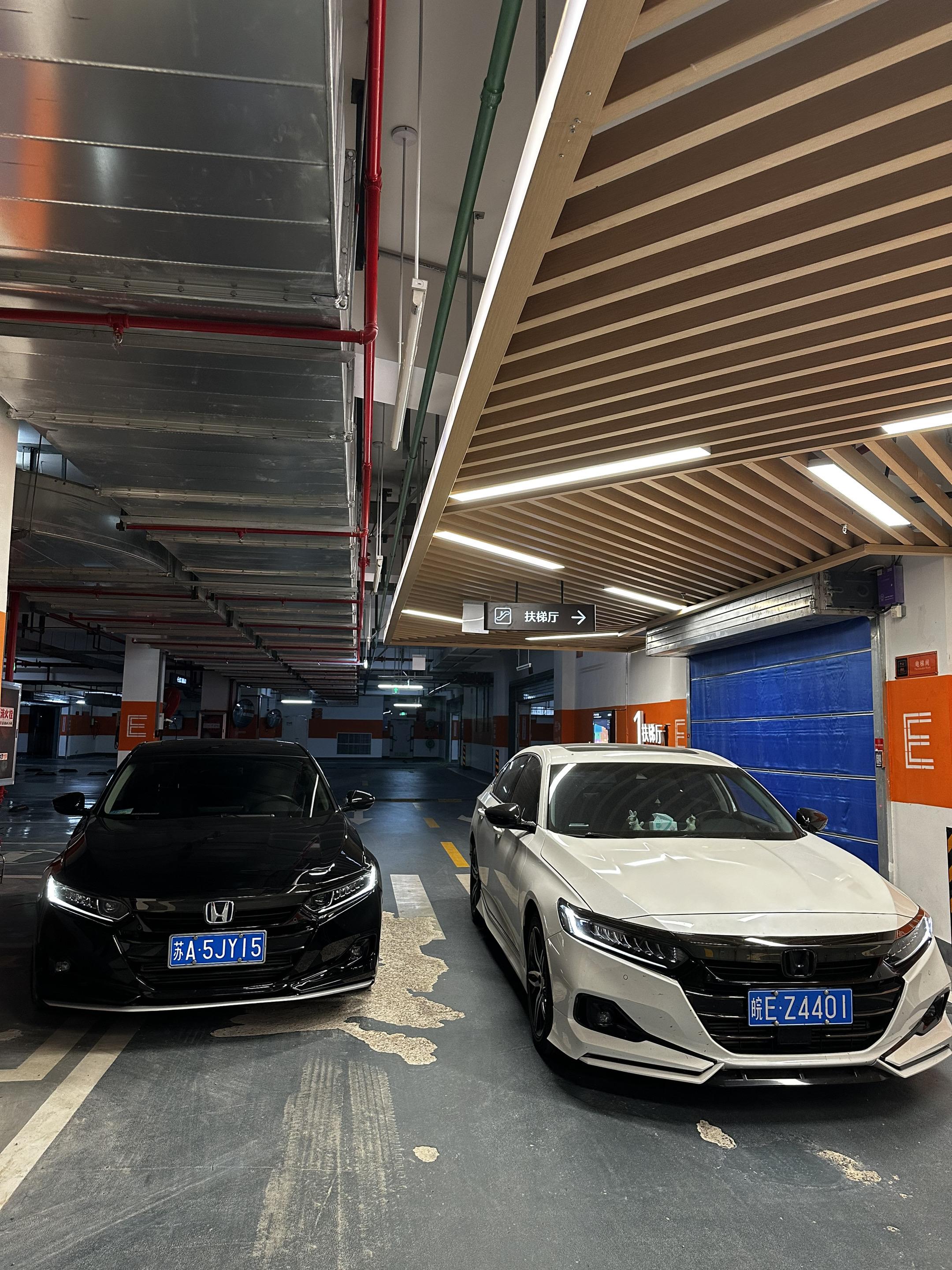 B级车当中最运动的前脸，这是别的款不具备的