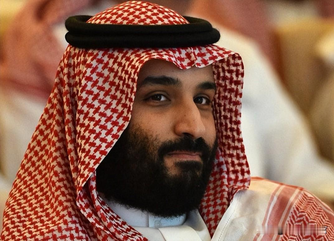 要说中东这盘大棋，还得是沙特王储小萨勒曼最有战略眼光，太会审时度势了！这次美以联
