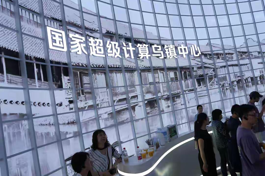 一觉醒来，身边又有大新闻：
2026世界人工智能大会暨人工智能全球治理高级别会议