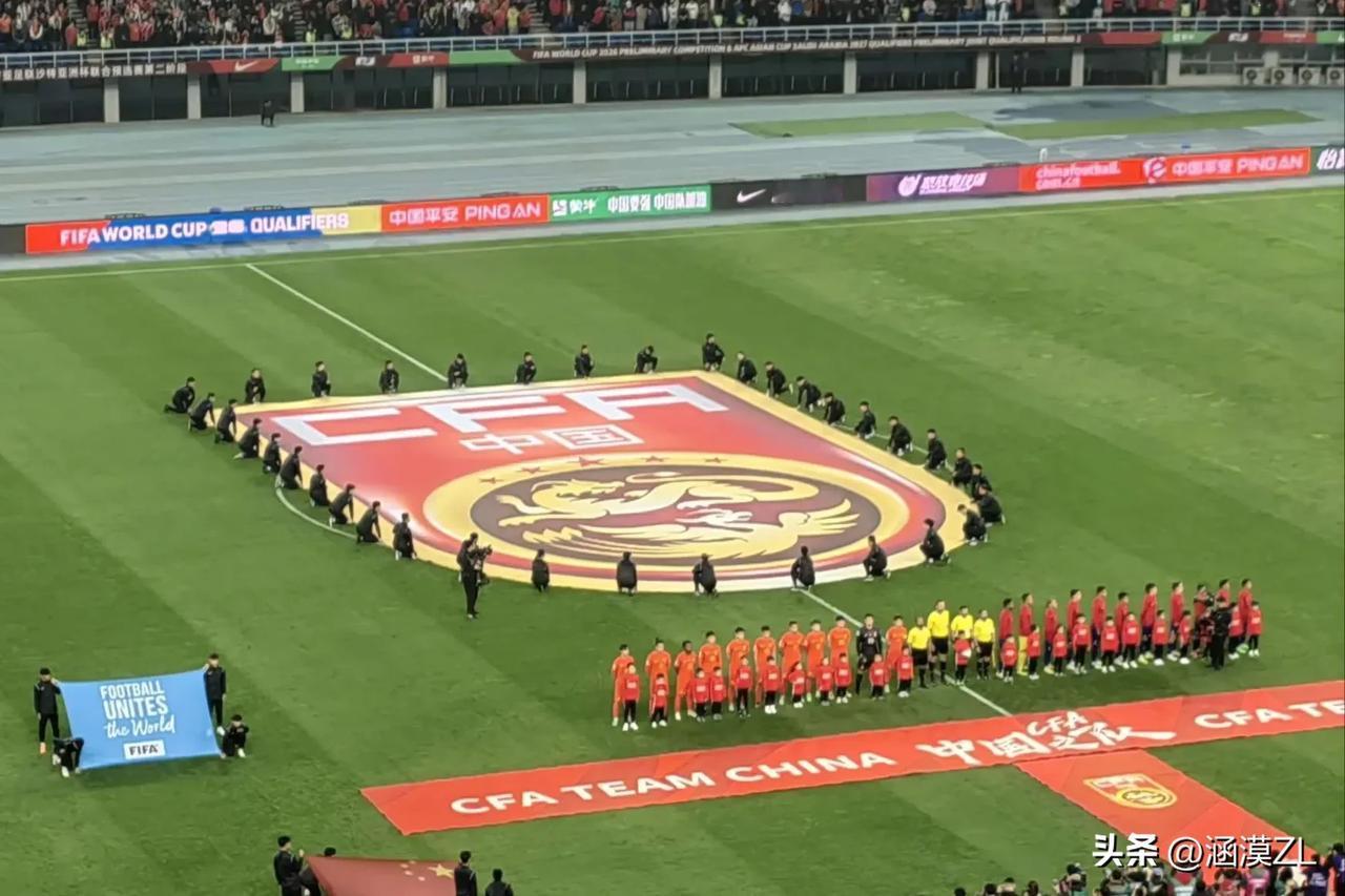 国足6月战泰国还真不缺人，能力都大差不差，这几人可解武磊、李源一停赛危机！
  