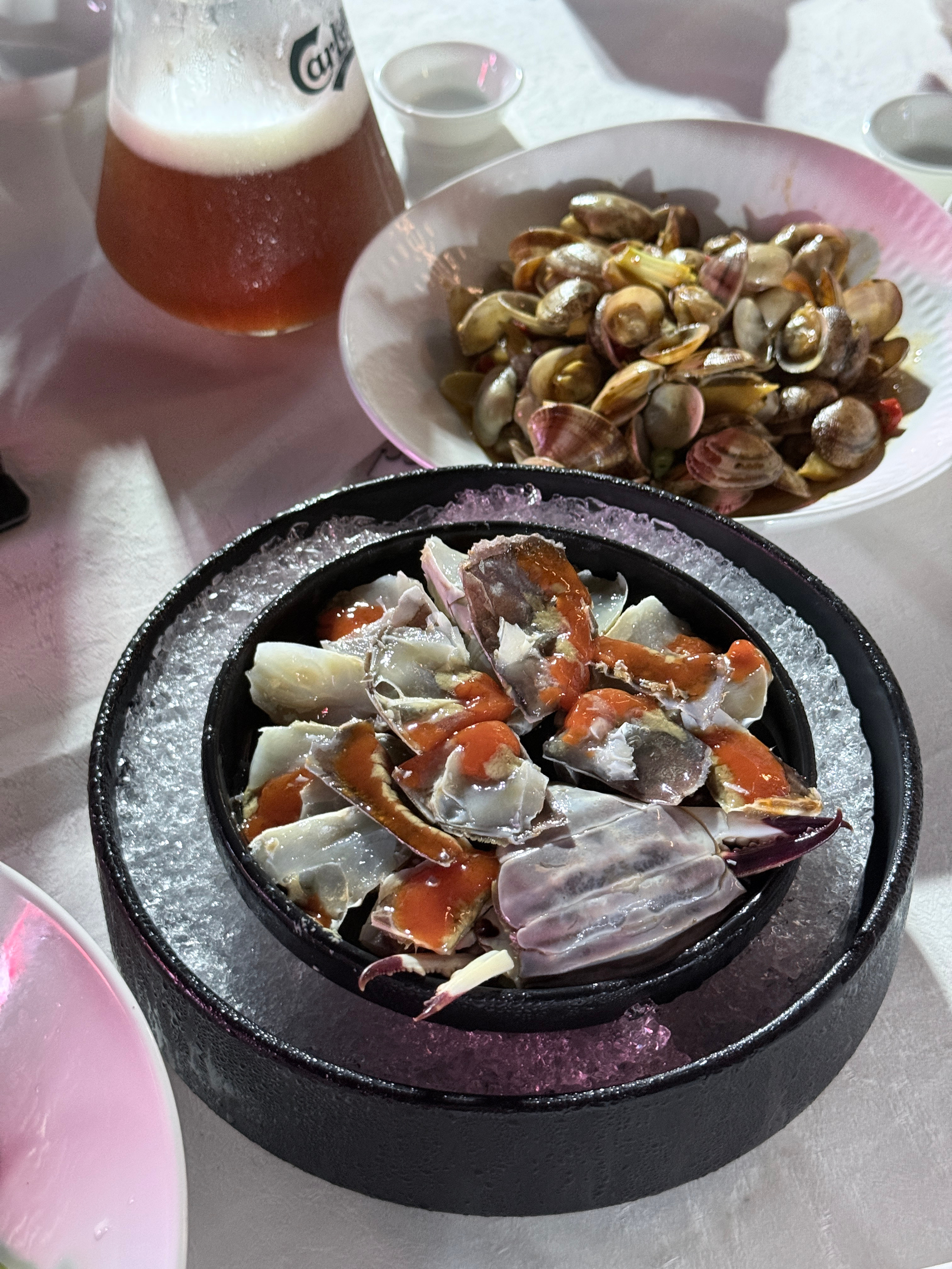 来宁波啦，地主涛哥请客大海鲜！这地儿好啊，江景大餐，你们宁波人怎么吃得这么好！对