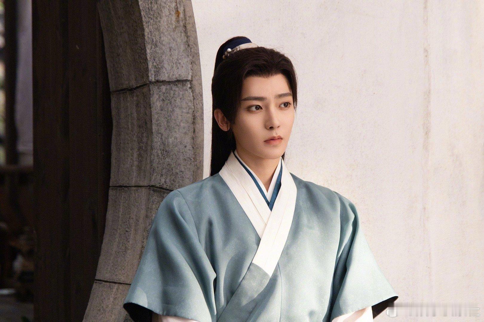 侯明昊饰演陆江来《玉茗茶骨》中，侯明昊饰演陆江来一角，又有侯明昊的新剧可以看了，